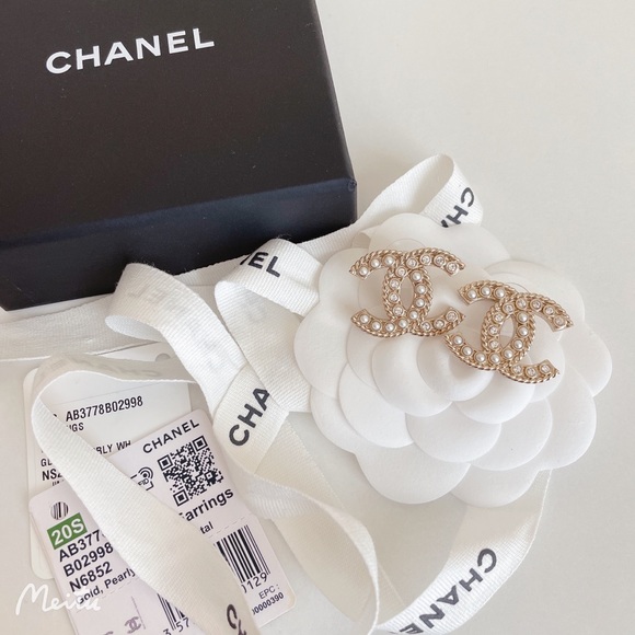 CHANEL Jewelry - New! Authentic Chanel Gold CC Logo Earrings